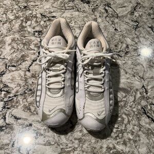 Nike Air Max Tailwind IV - white/grey- Mid-2000s size 11